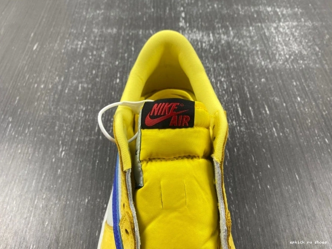 Rep 1 Jordan Travis x Scott Low Air OG Canary DZ4137-700 0701